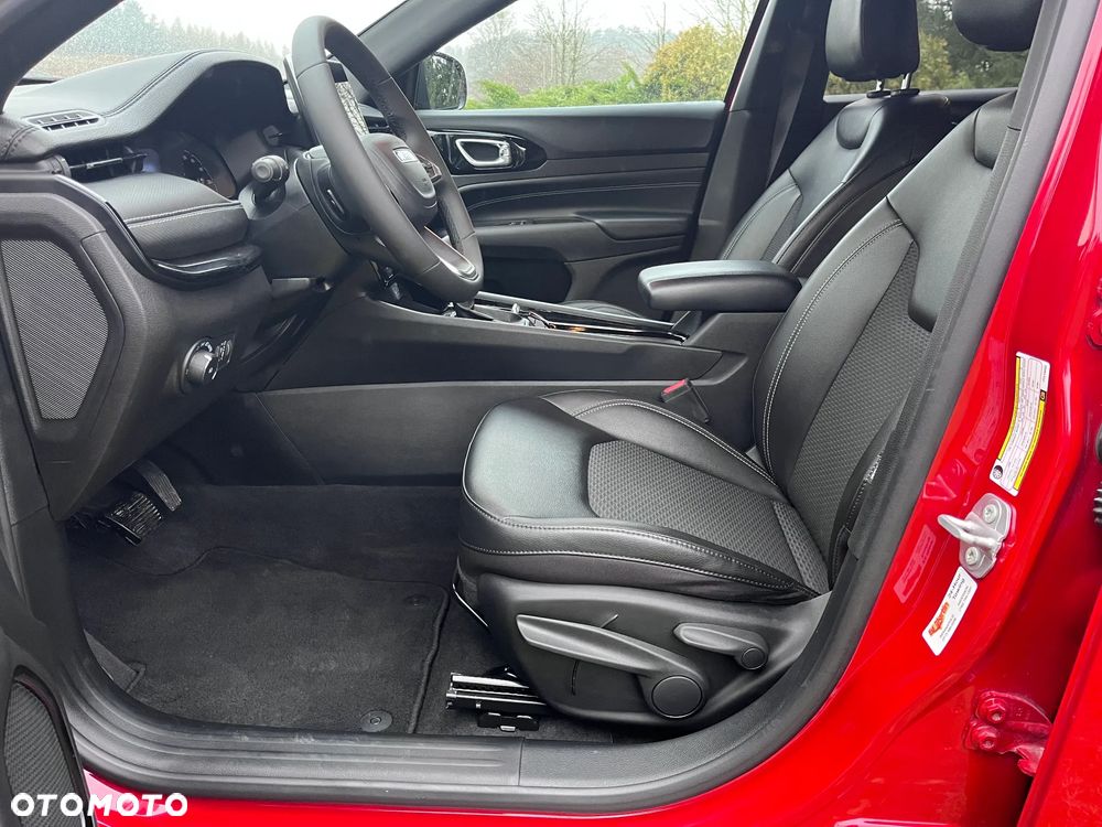 Jeep Compass - 10