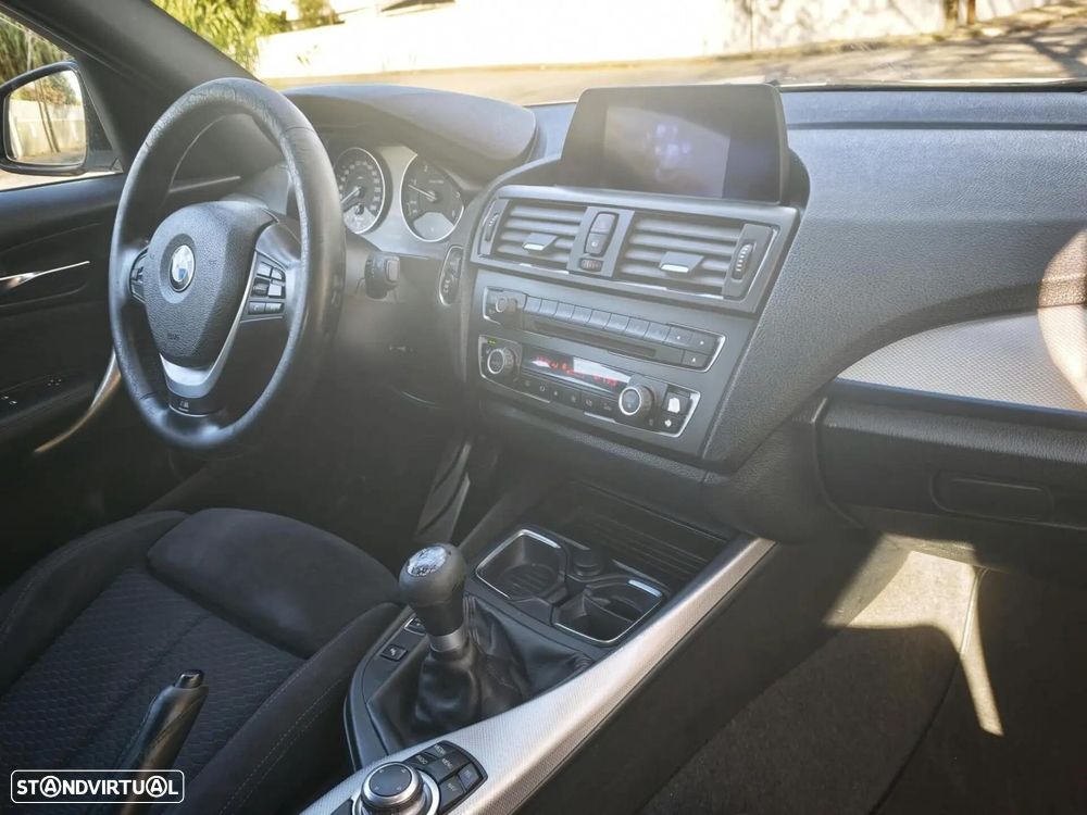 BMW 120 d Pack M - 19
