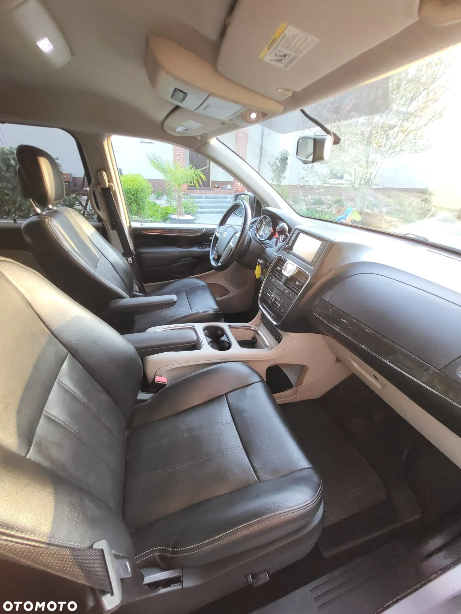 Lancia Voyager 2.8CRD Platinum - 14