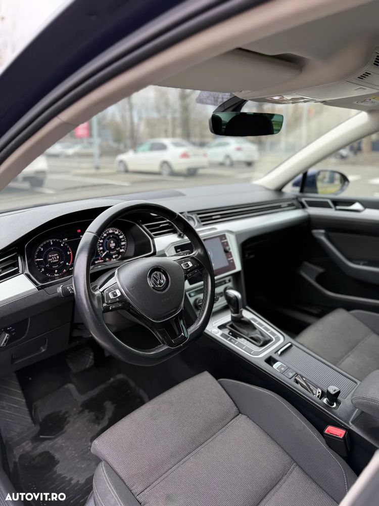 Volkswagen Passat 2.0 TDI DSG R Executive - 22