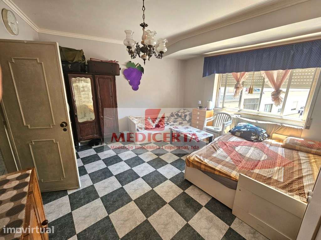 Agualva - Av. Bons Amigos - T2 (83m²) - Grande imagem: 5/14