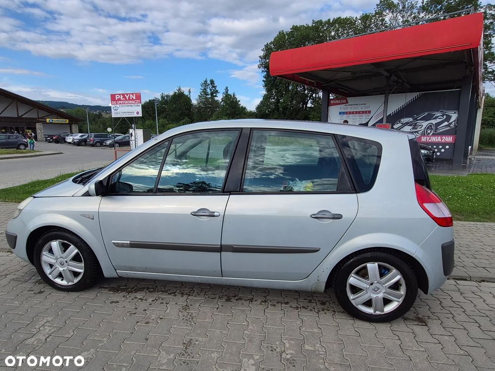 Renault Scenic 2.0 Confort Authentique - 6