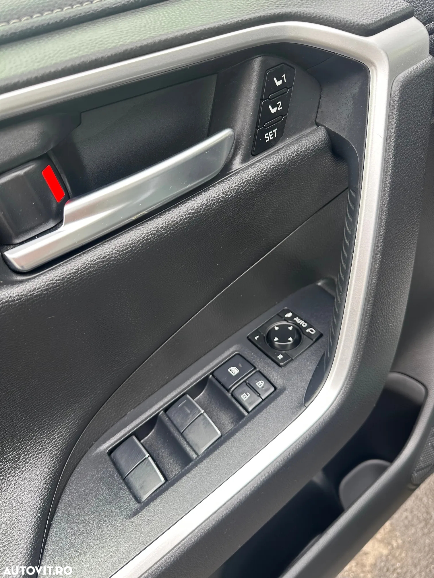 Toyota RAV4 2.5 Hybrid VVT-iE 4x4 Luxury - 14