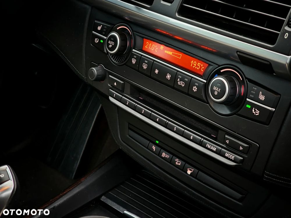 BMW X5 xDrive35d - 33