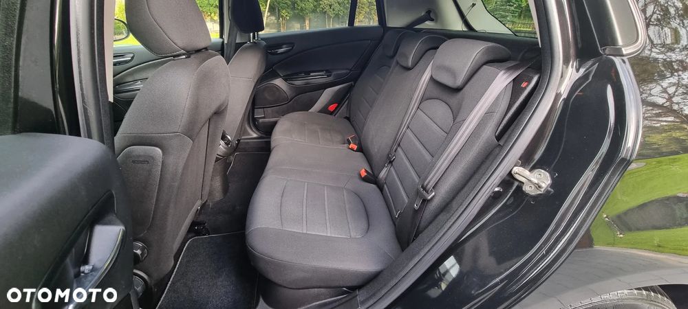 Fiat Bravo 1.4 T-JET 16V Dynamic NAV - 23