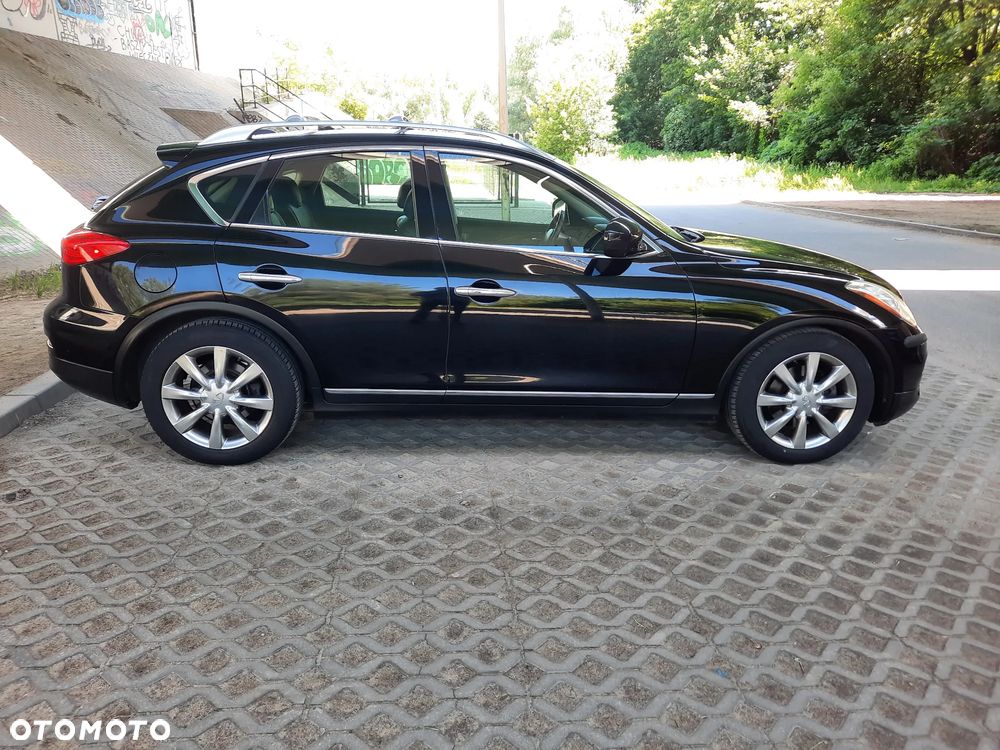 Infiniti EX - 9