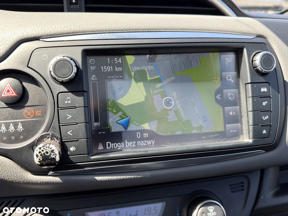 Toyota Yaris 1.5 VVT-i Selection - 25