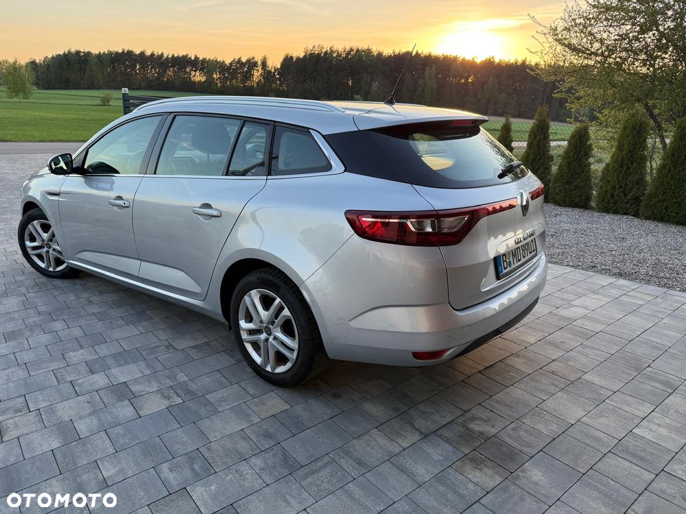 Renault Megane ENERGY TCe 100 EXPERIENCE - 5