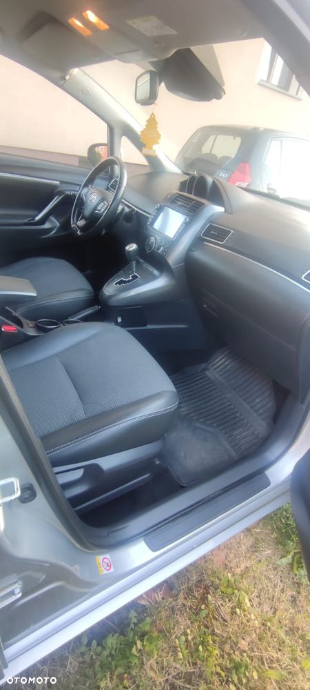 Toyota Verso 1.8 Prestige MS 7os EU6 - 15