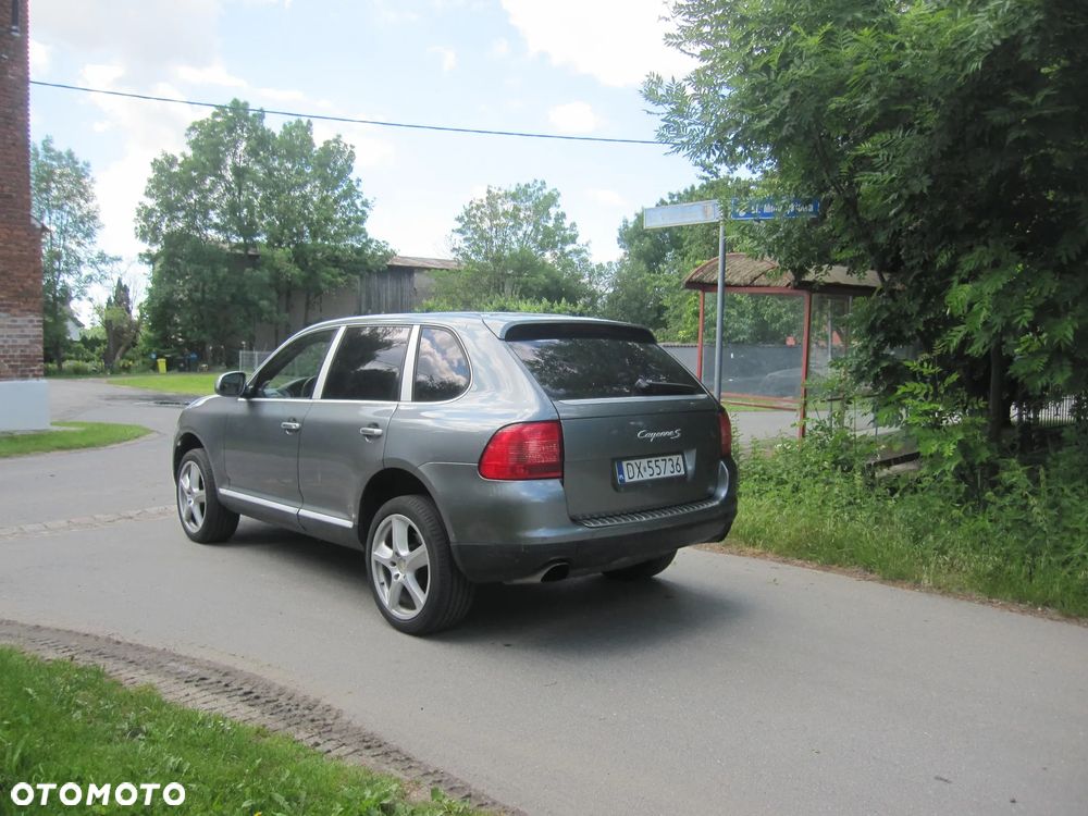 Porsche Cayenne - 13