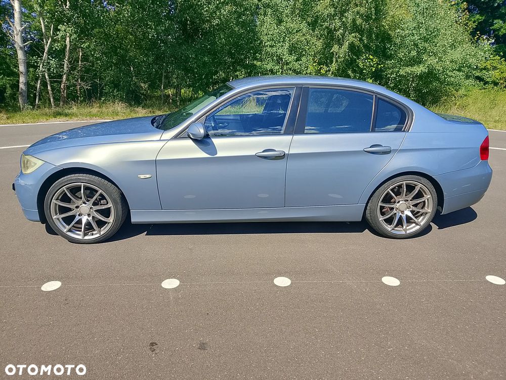 BMW Seria 3 - 1