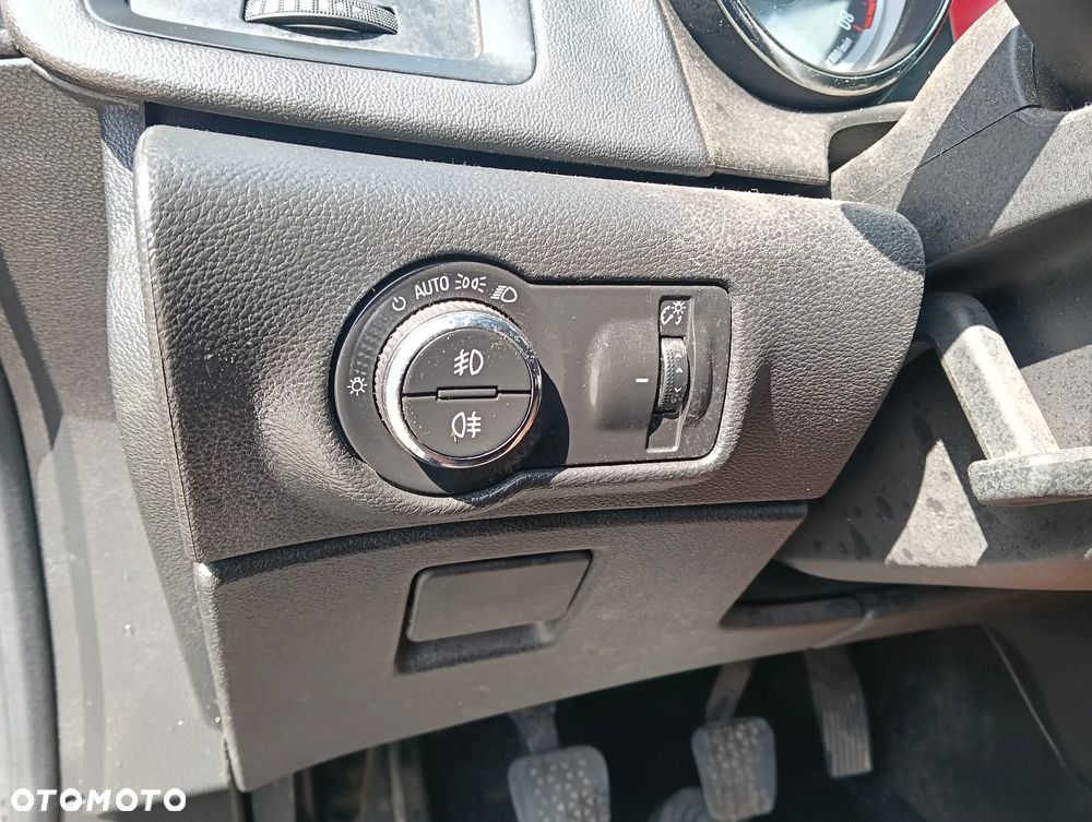 Opel Astra - 12