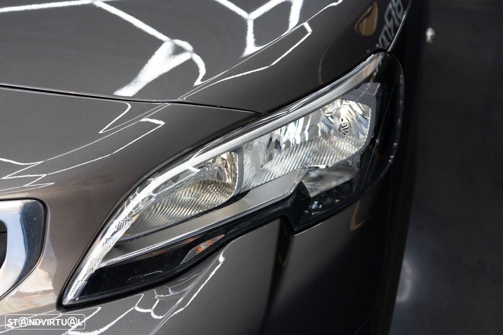 Peugeot Expert 2.0 L2 EHZ EAT8 - 15