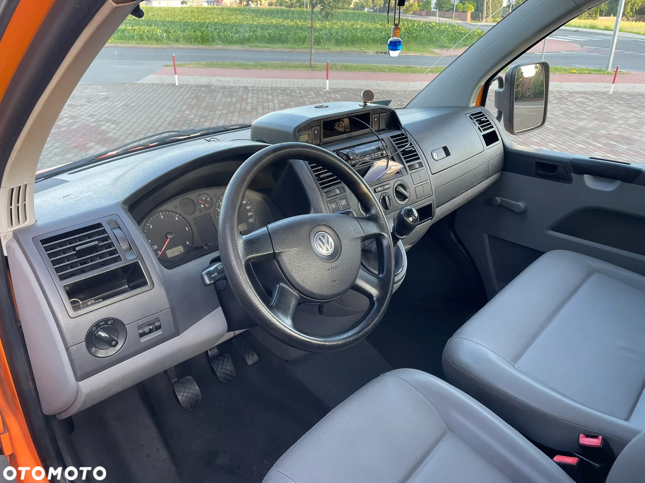 Volkswagen TRANSPORTER T5 - 6