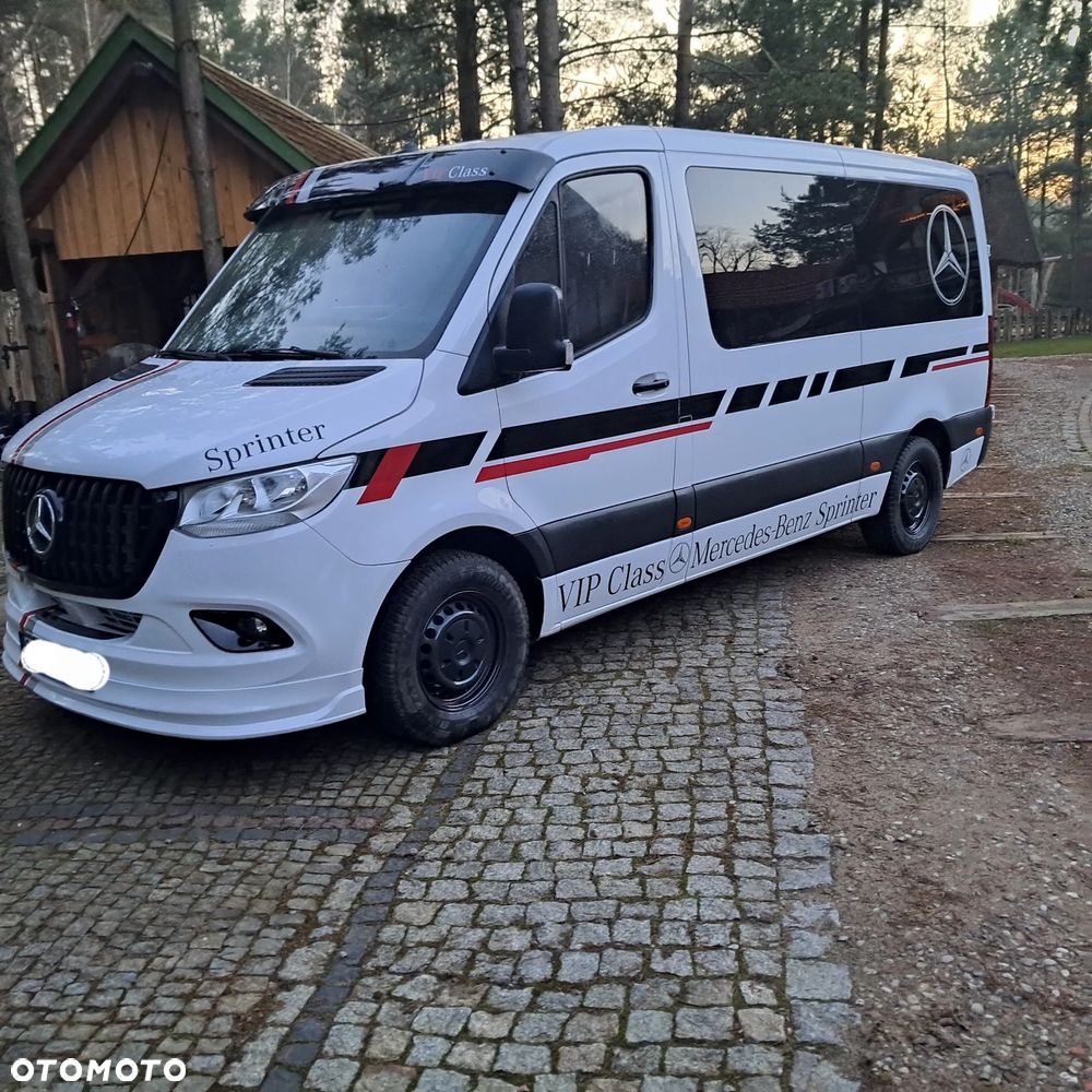 Mercedes-Benz Sprinter - 20