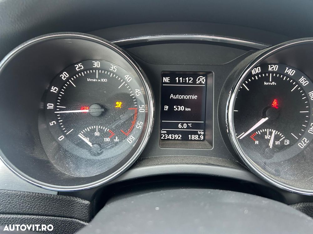 Skoda Superb 2.0 TDI PD Comfort - 10