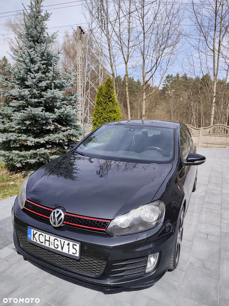 Volkswagen Golf 2.0 GTI - 2