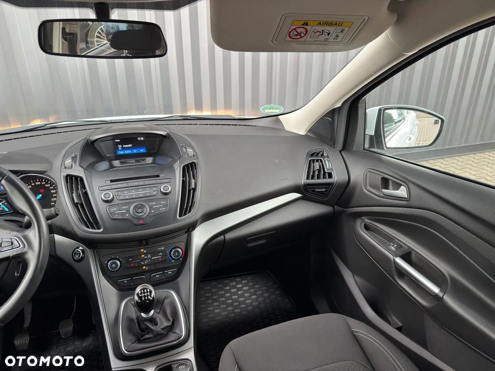 Ford Kuga 1.5 EcoBoost FWD Trend - 24