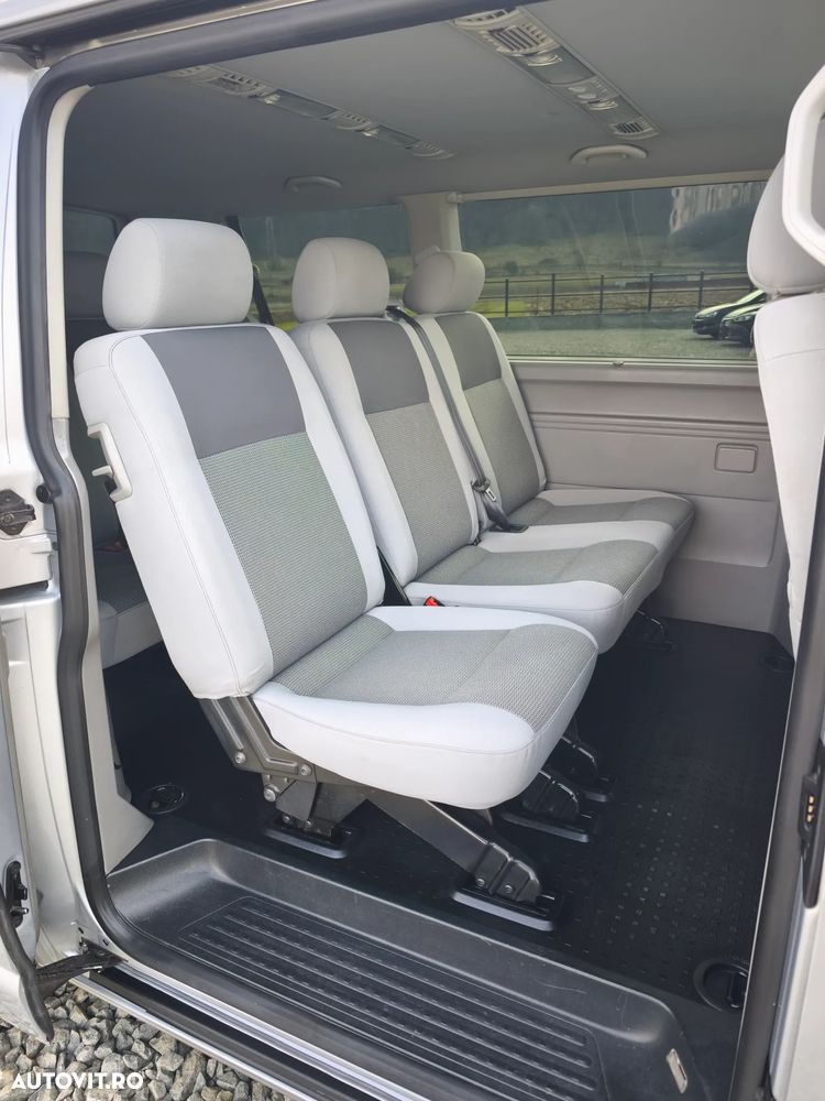 Volkswagen Caravelle - 14