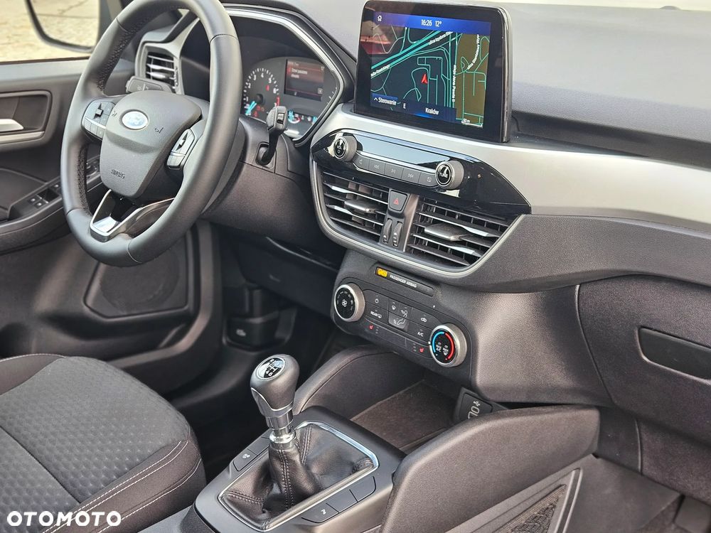 Ford Kuga - 29