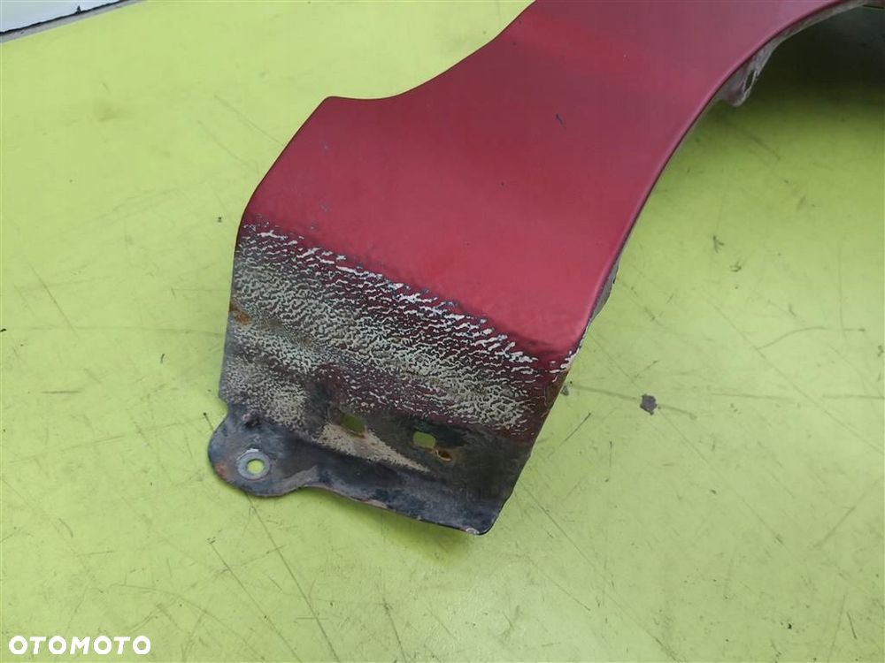 Błotnik przedni prawy Toyota Corolla Verso I 2001-2004 3N8 CZERWONY - 7