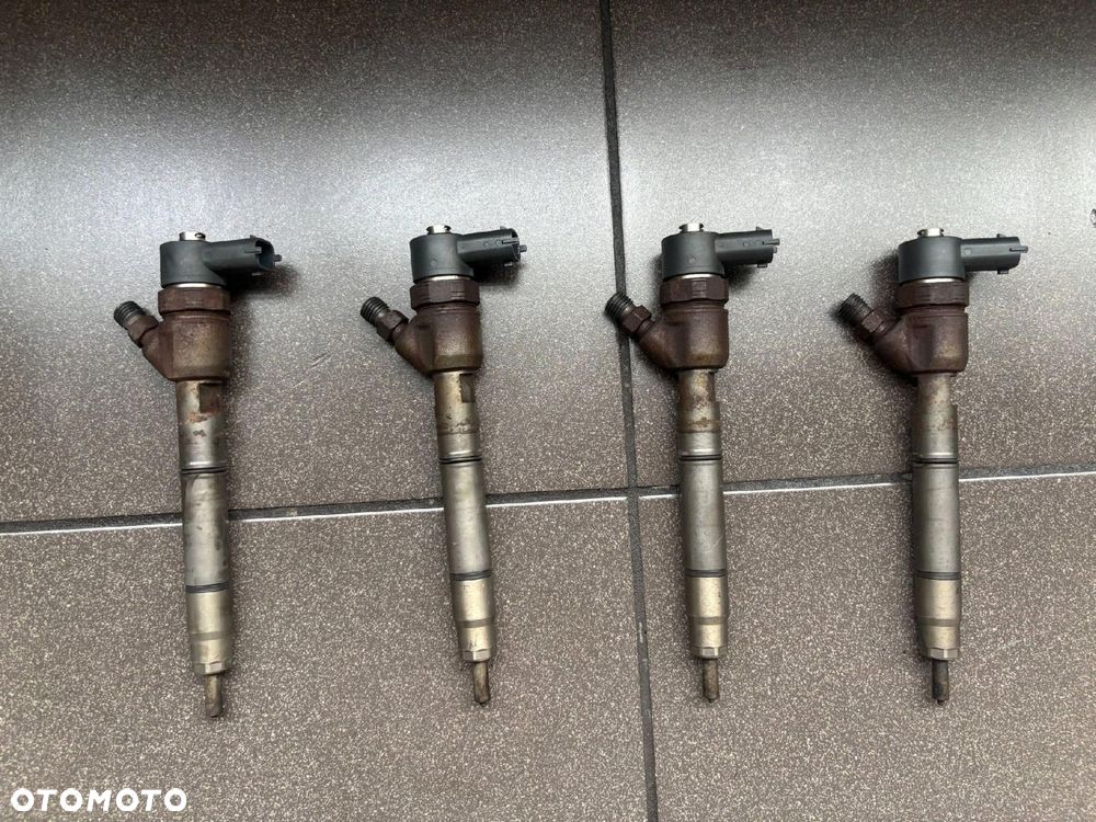 WTRYSKIWACZ 1.6 CRDI HYUNDAI KIA BOSCH 0445110256 33800-2A400 - 1