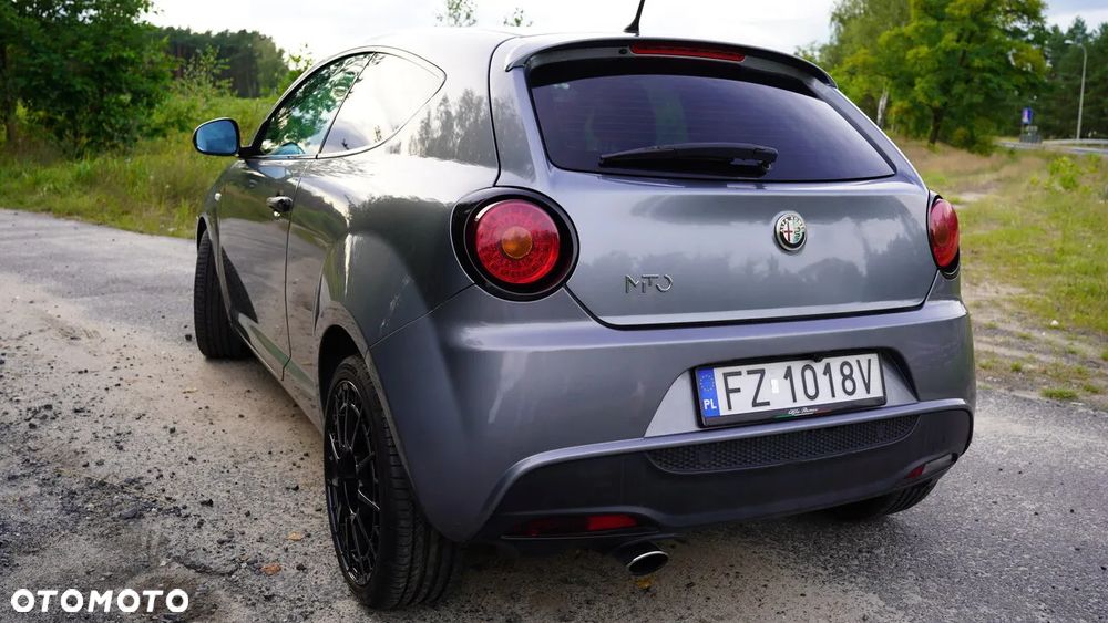 Alfa Romeo Mito 1.4 TB MultiAir Distinctive S&S TCT - 8