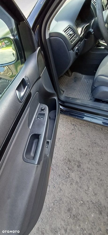 Volkswagen Golf - 18