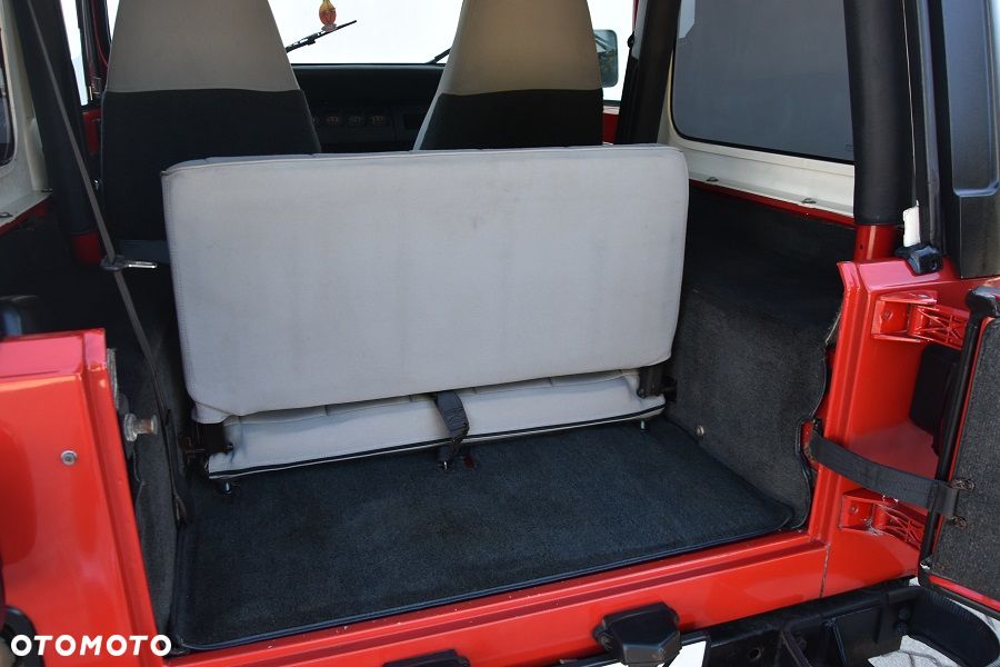 Jeep Wrangler 2.5 Sport - 20