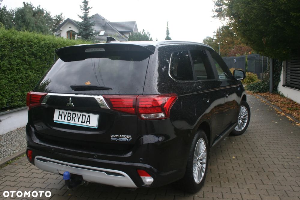 Mitsubishi Outlander - 33