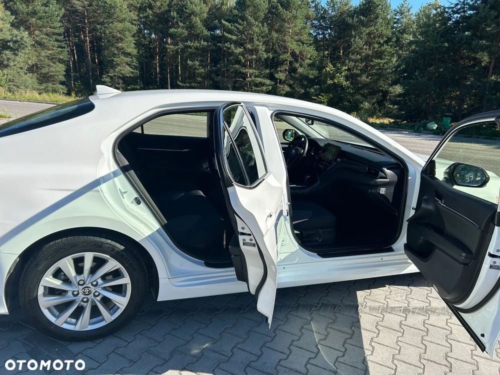 Toyota Camry 2.5 Hybrid Comfort CVT - 8