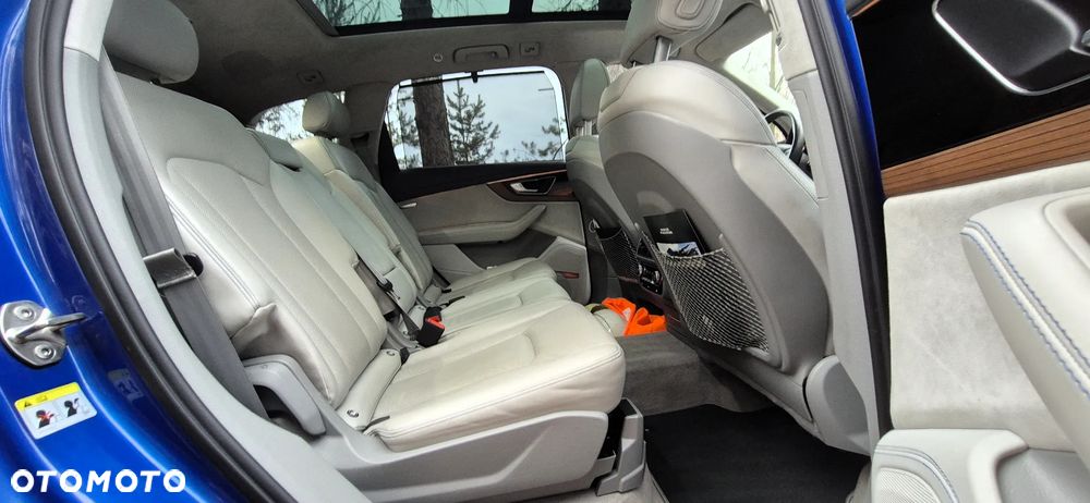 Audi Q7 - 21