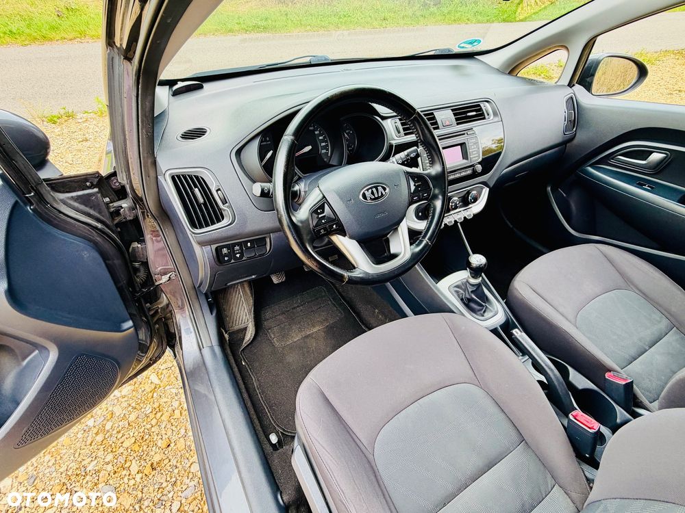 Kia Rio 1.2 Business Line - 24