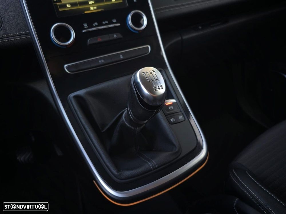 Renault Grand Scénic 1.5 dCi Bose Edition 7L - 23