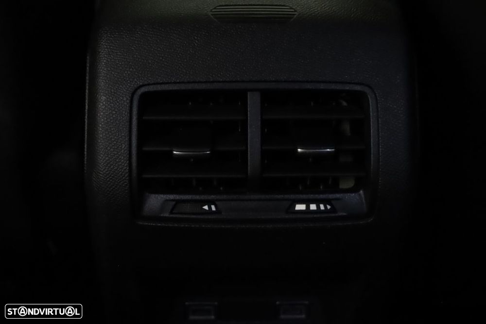 Peugeot 308 SW - 23