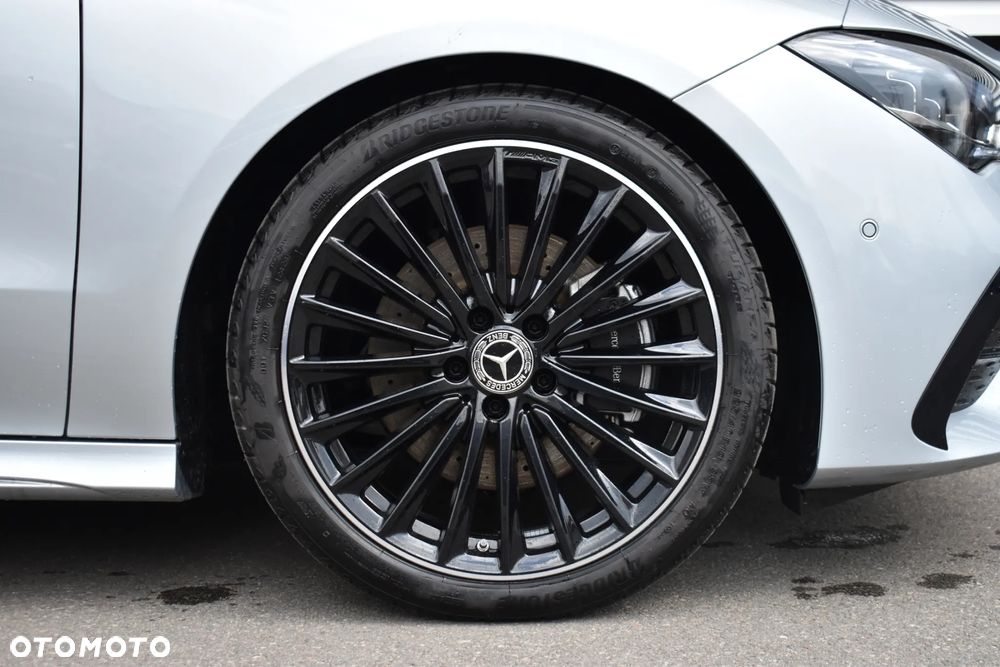 Mercedes-Benz CLA 200 d AMG Line 8G-DCT - 11