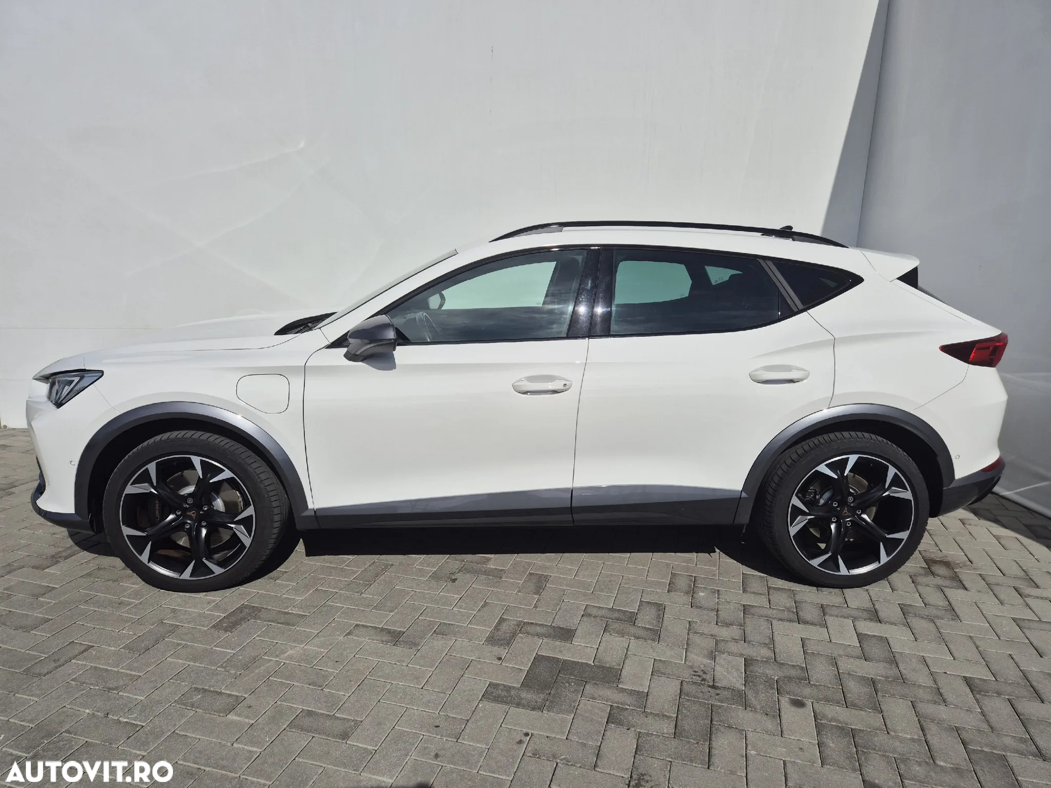 Cupra Formentor VZ 1.4 e-Hybrid DSG - 2