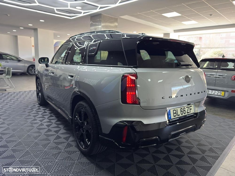MINI Countryman Cooper SD ALL4 John Cooper Works Auto - 6