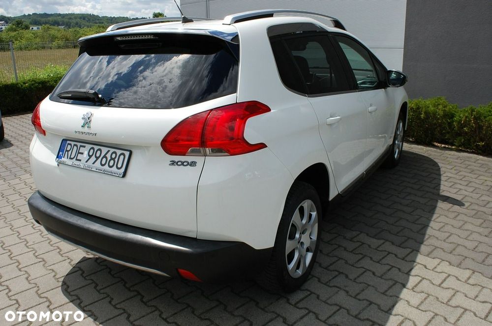 Peugeot 2008 - 4