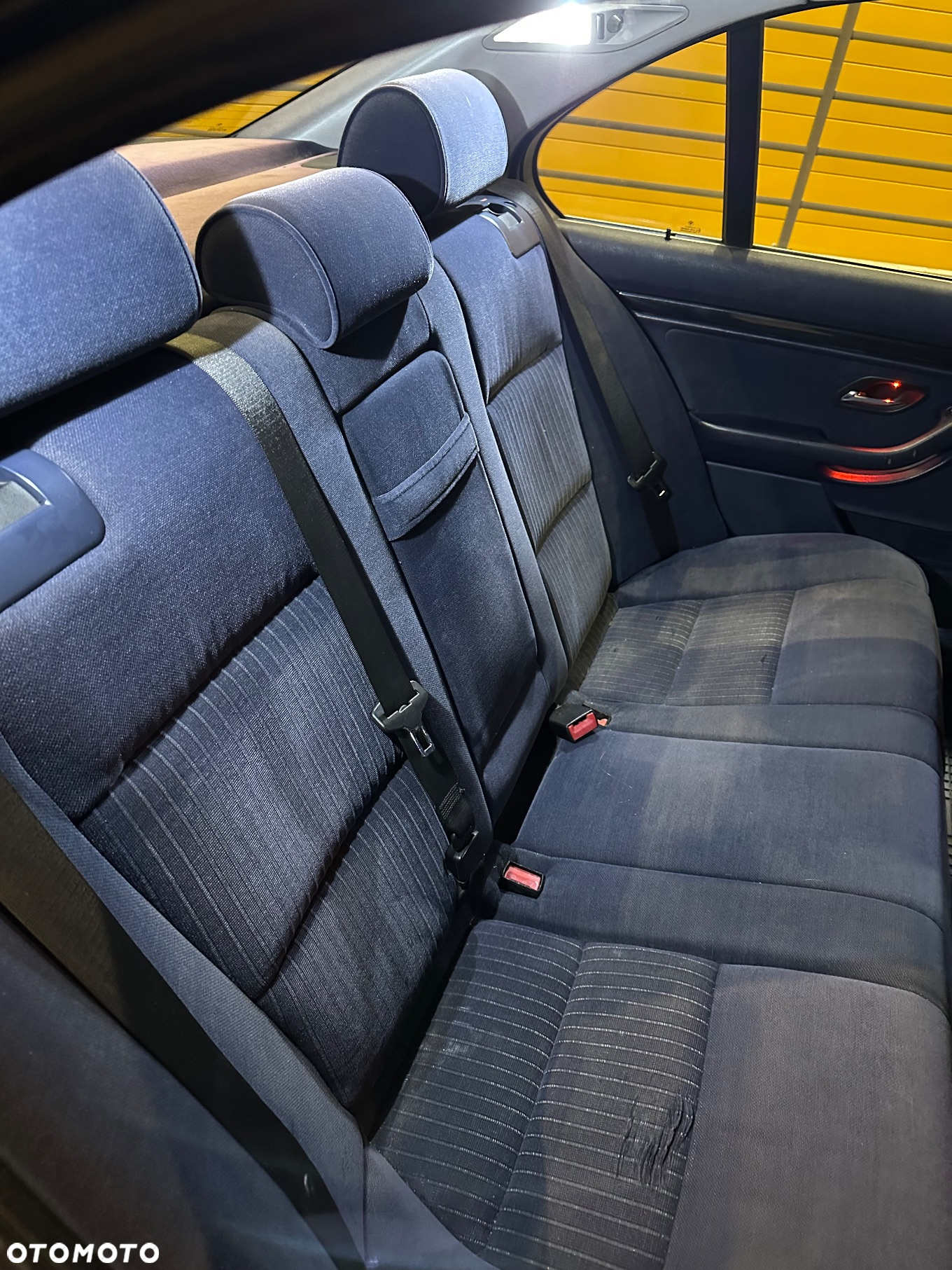 BMW Seria 5 523i - 7