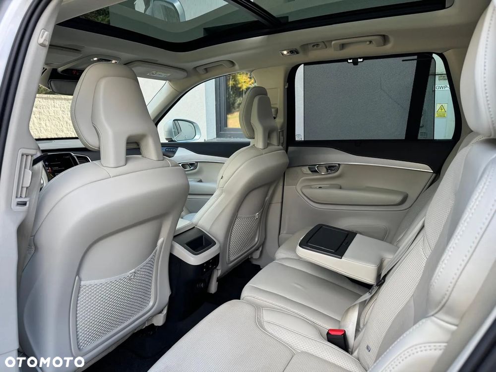 Volvo XC 90 - 13