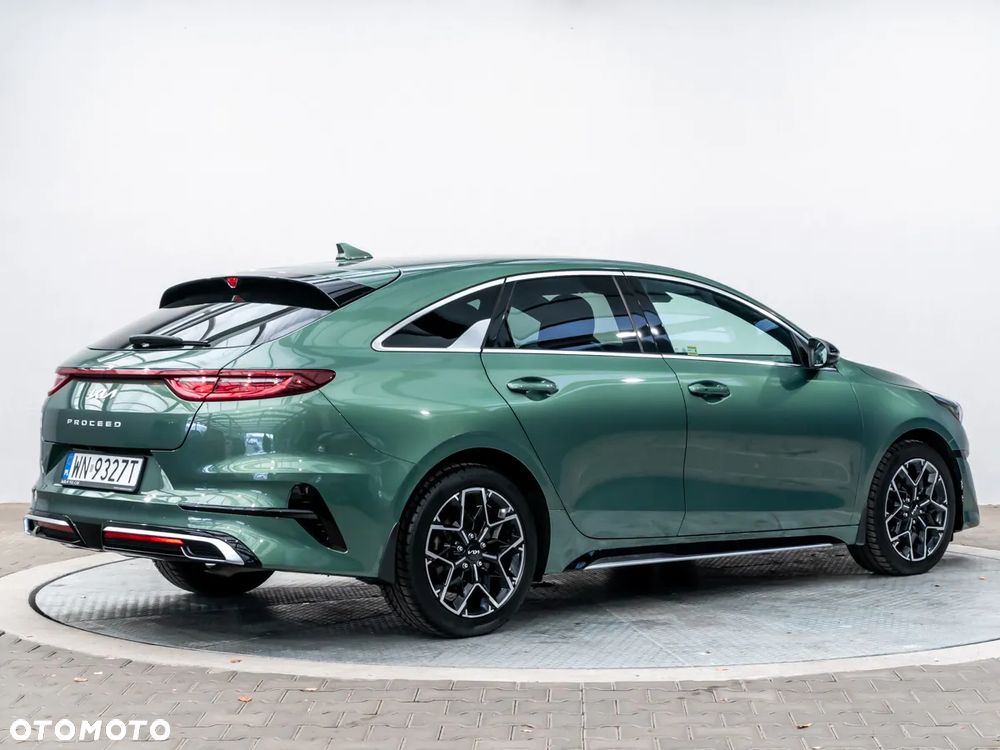 Kia ProCeed - 2