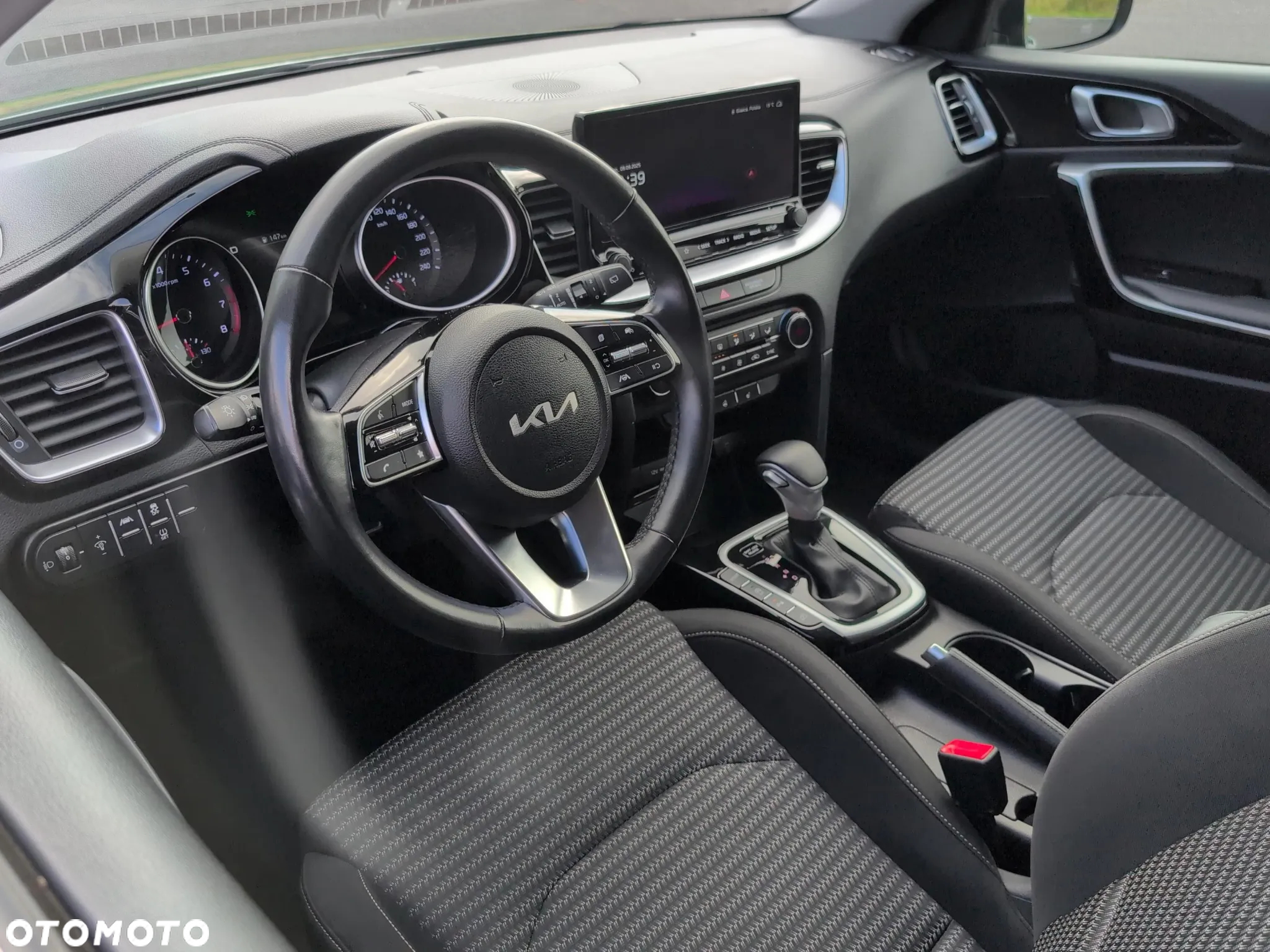Kia Ceed 1.5 T-GDI M DCT - 9