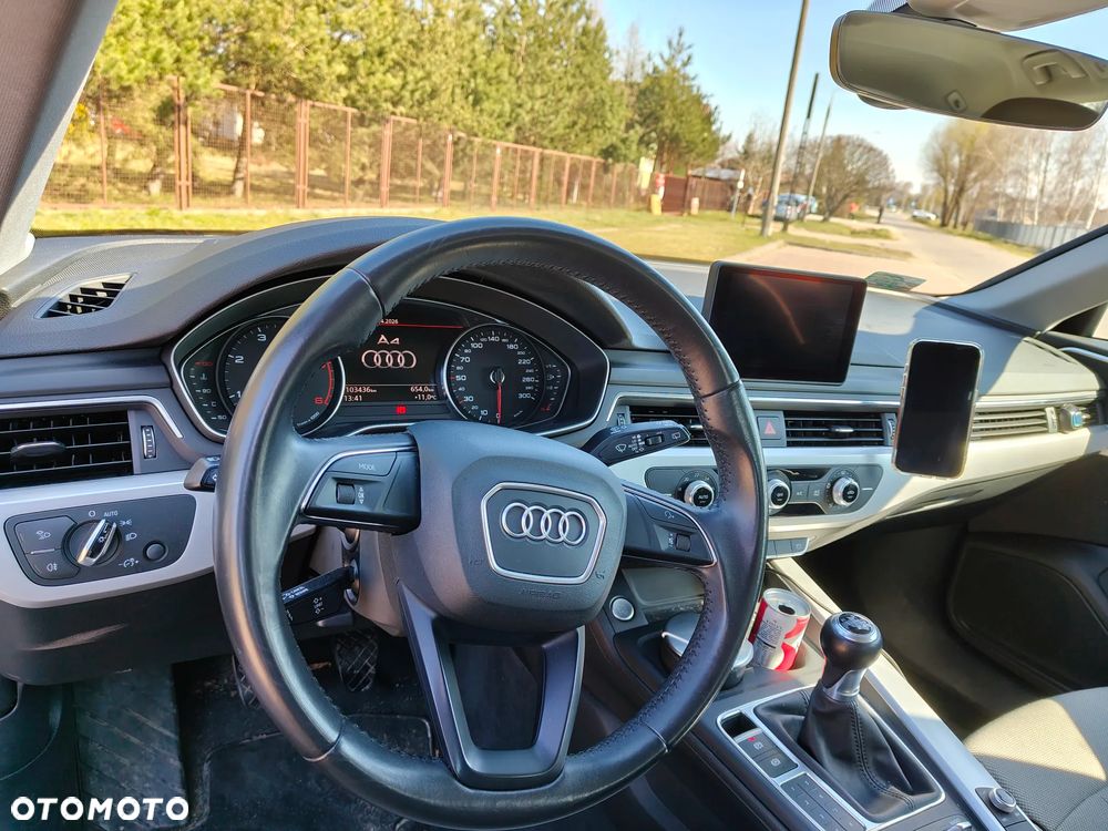 Audi A4 Avant 2.0 TDI - 14