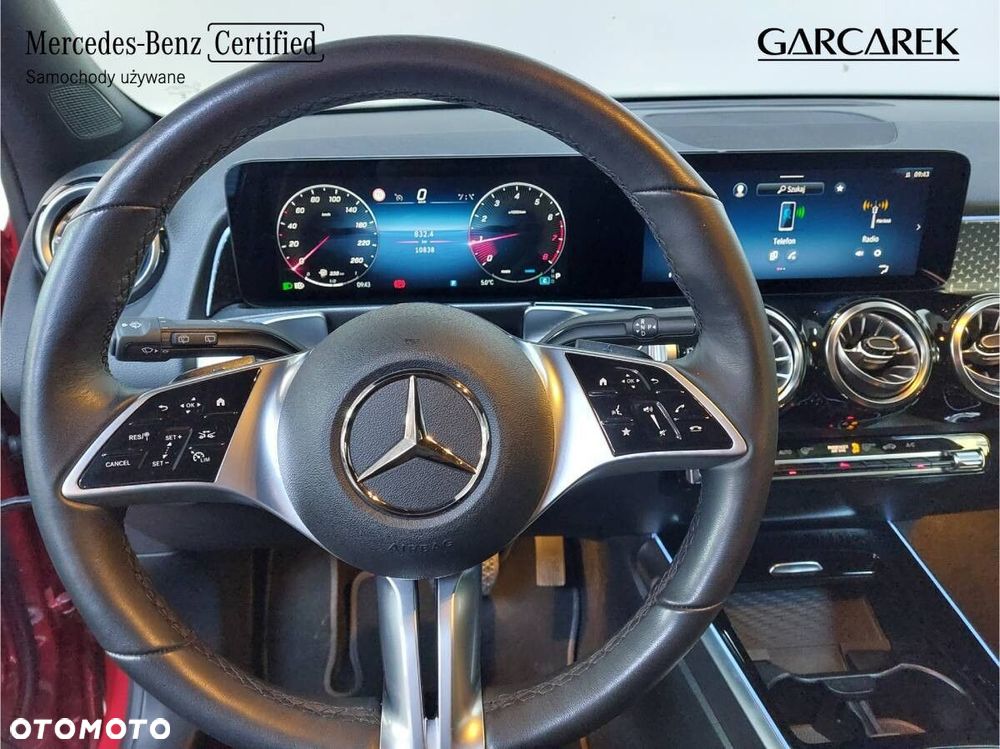 Mercedes-Benz GLB - 14