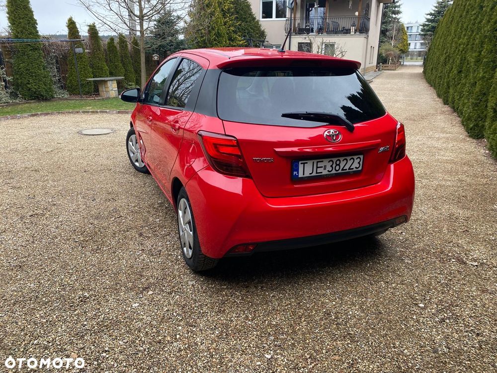 Toyota Yaris 1.33 Prestige - 4