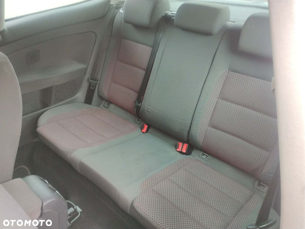 Volkswagen Golf 1.4 TSI GT - 16