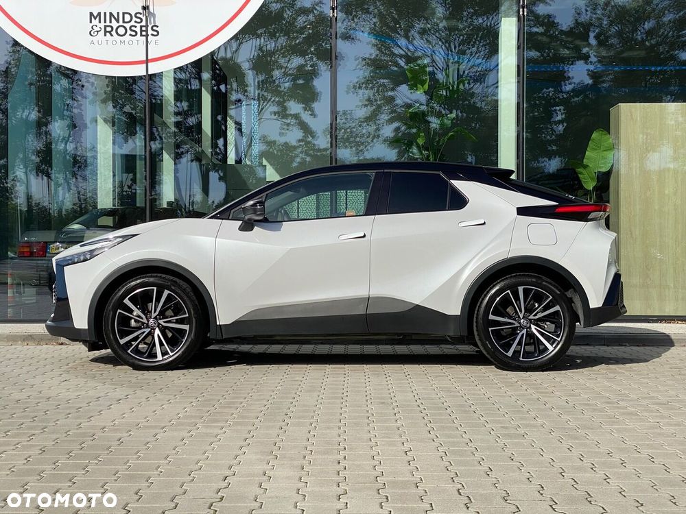 Toyota C-Hr 2025 photo 3