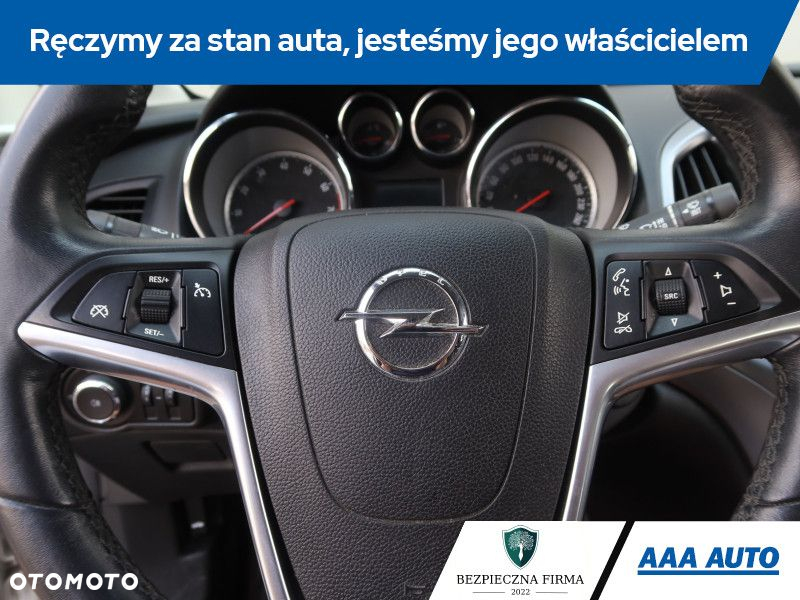 Opel Astra - 16