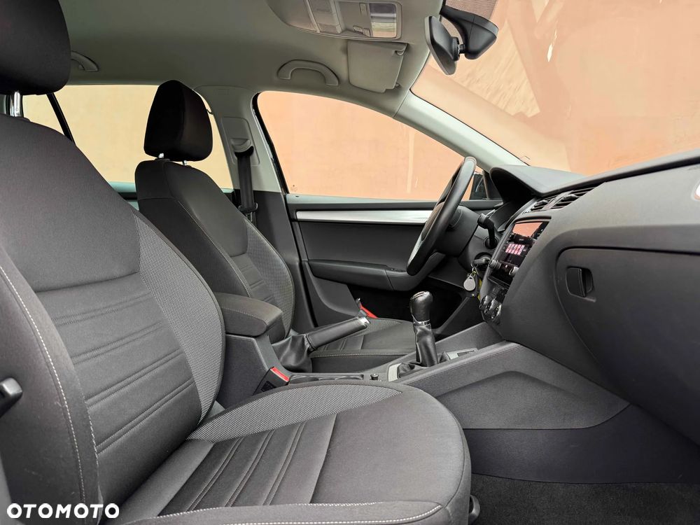 Skoda Octavia 1.5 TSI ACT Style - 5